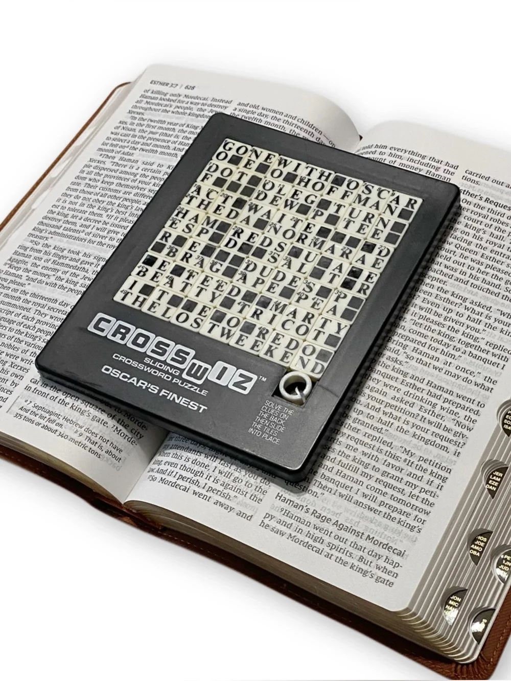 Crosswiz Vintage 1980s Oscar's Finest Handheld Sliding Crossword Puzzle Game